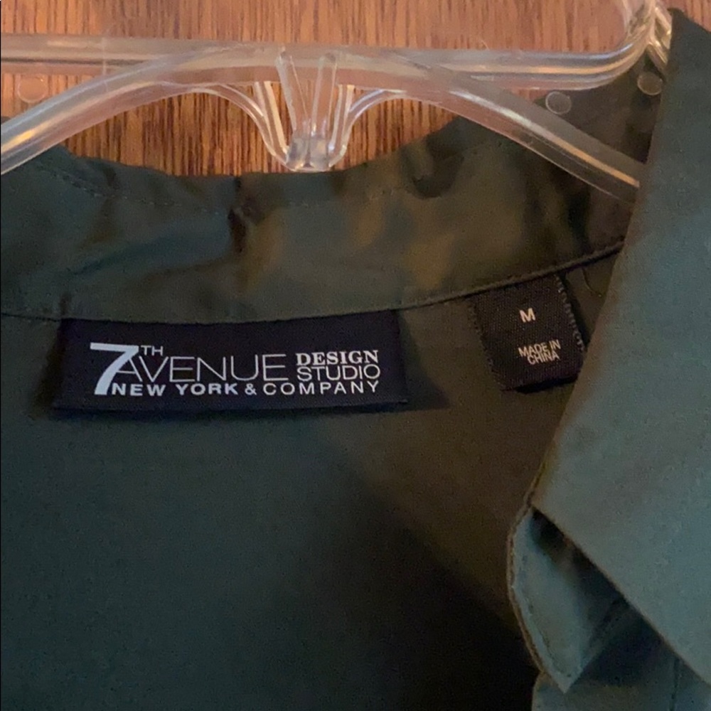 Button down shirt - Picture 2 of 2